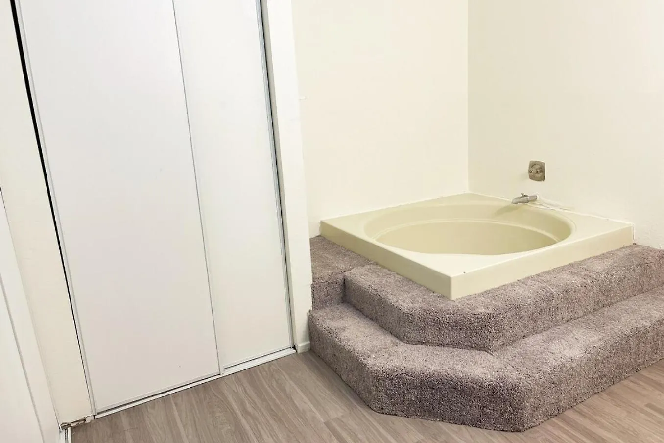2 To 6 Bedroom Walk To Strip Mgm Casino Shop Club Las Vegas